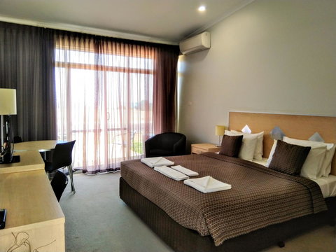 Highway One Motel - Stays Accommodation 10