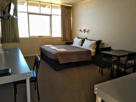 Highway One Motel - Stays Accommodation 25