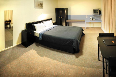 Highway One Motel - Stays Accommodation 2