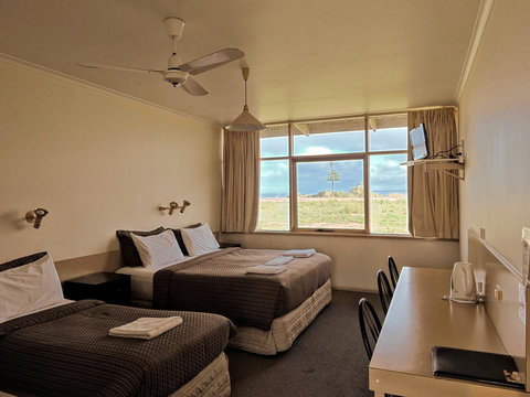 Highway One Motel - Stays Accommodation 29