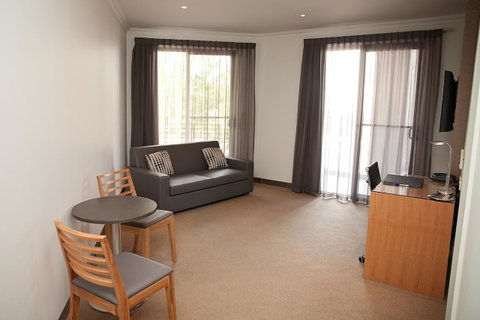 Mawson Lakes Hotel - Stayed 38