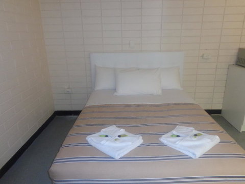 Adelaide Backpackers And Travellers Inn - Stayed 29