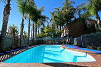 Book Dubbo Accommodation Vacations Stayed Stayed
