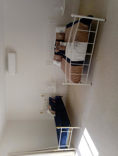 Hilltop Escape - Stayed 2