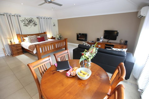 One Tree Bed And Breakfast - Stayed 16