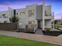 Book Findon Accommodation Vacations Stayed Stayed