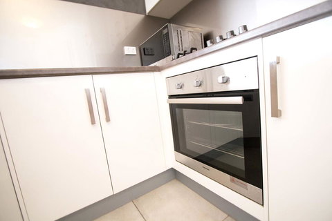 Waterfront On Jefferson, At Wellington Marina, SA - Stayed 8