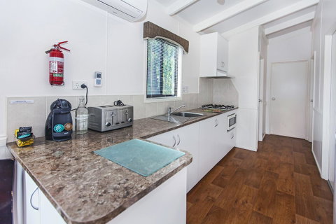 Echo Holiday Parks - Naracoorte - Stayed 22