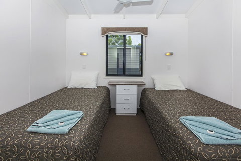 Echo Holiday Parks - Naracoorte - Stayed 28