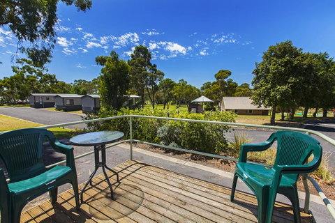Echo Holiday Parks - Naracoorte - Stayed 33