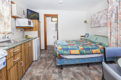 Echo Holiday Parks - Naracoorte - Stayed 11