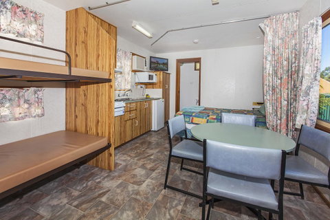 Echo Holiday Parks - Naracoorte - Stayed 10