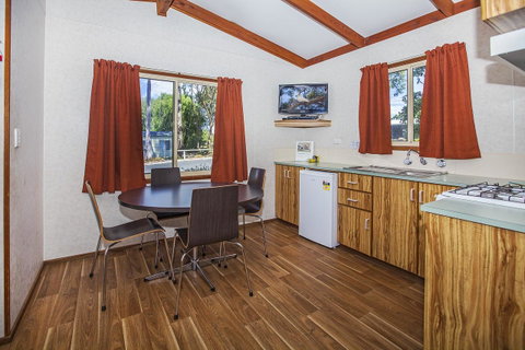 Echo Holiday Parks - Naracoorte - Stayed 37