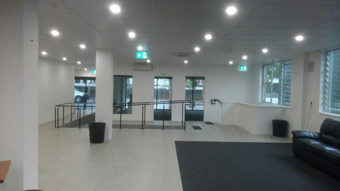 Perth City Backpackers Hostel - Note - Valid Passport Required To Check In - Stayed 13