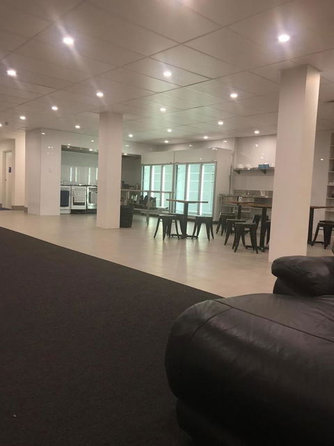Perth City Backpackers Hostel - Note - Valid Passport Required To Check In - Stayed 11