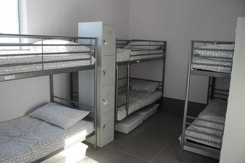 Perth City Backpackers Hostel - Note - Valid Passport Required To Check In - Stayed 0