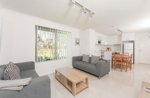 Yaran Suites - Stayed 1