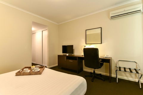 Sanno Marracoonda Perth Airport Hotel - Stayed 26