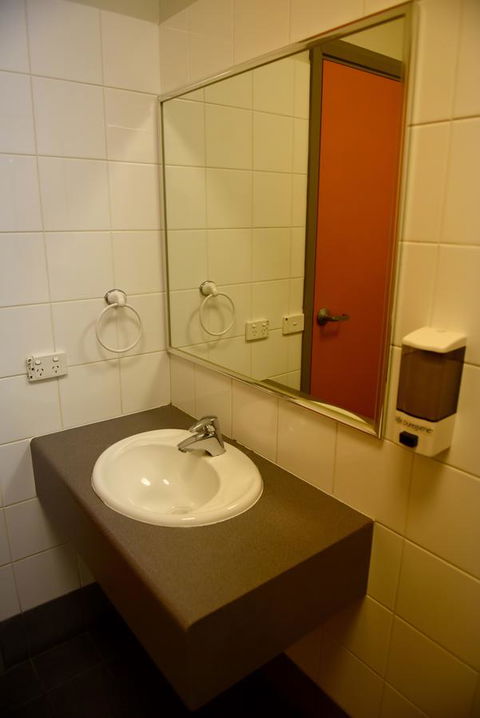 The Emperors Crown Hostel - Stayed 36