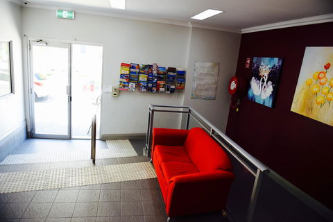 The Emperors Crown Hostel - Stayed 19