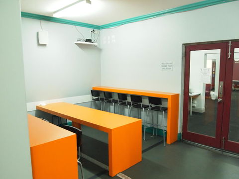 The Emperors Crown Hostel - Stayed 43