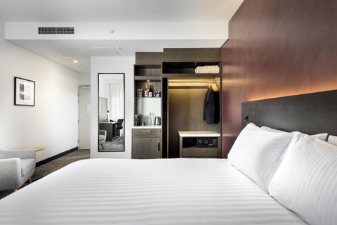 Holiday Inn West Perth, An IHG Hotel - Stays Accommodation 12