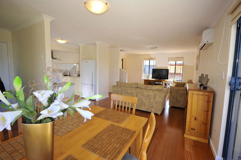 Palm Beach Manor - Stayed 2