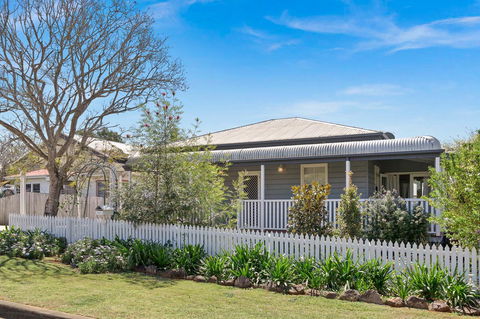 Lavender Cottage - Stays Accommodation 0
