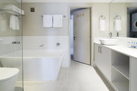 Book Scarborough Accommodation Vacations Stayed Stayed