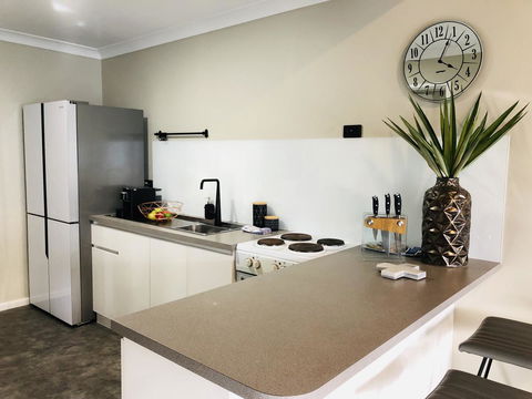 West Beach Lagoon 220 Stylish And Cozy - Stayed 5