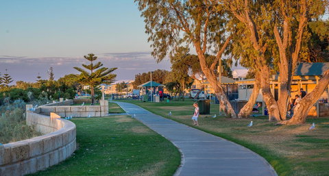 Ocean Beach Chalet 18 - Stayed 30