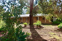Book Mundaring Accommodation Vacations Stayed Stayed