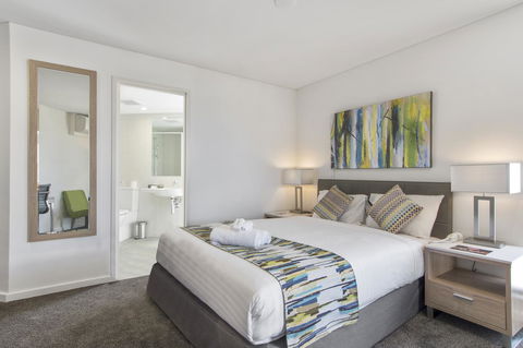 Metro Hotel Perth - Stayed 17