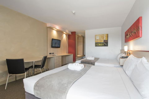 Metro Hotel Perth - Stayed 24