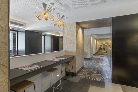 Metro Hotel Perth - Stayed 13