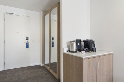 Metro Hotel Perth - Stayed 1