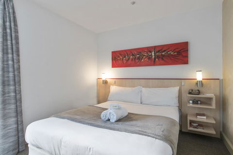 Metro Hotel Perth - Stayed 27