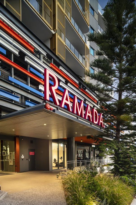 Ramada By Wyndham VetroBlu Scarborough Beach - Stayed 7