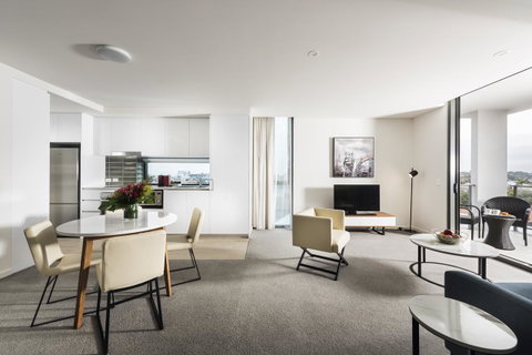Ramada By Wyndham VetroBlu Scarborough Beach - Stayed 43