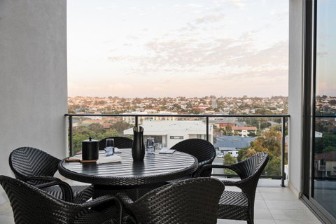 Ramada By Wyndham VetroBlu Scarborough Beach - Stayed 6