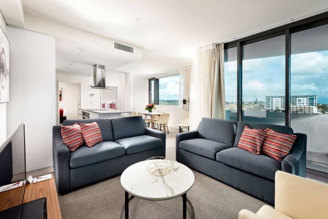 Ramada By Wyndham VetroBlu Scarborough Beach - Stayed 32
