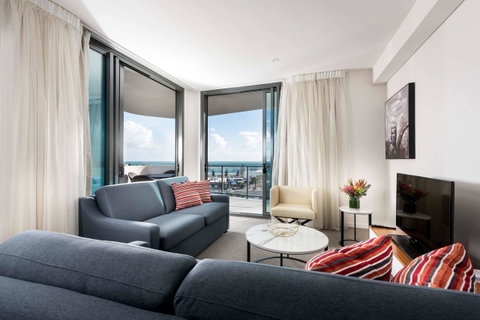 Ramada By Wyndham VetroBlu Scarborough Beach - Stayed 30