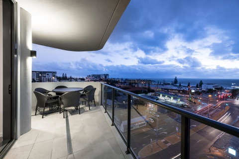 Ramada By Wyndham VetroBlu Scarborough Beach - Stayed 27