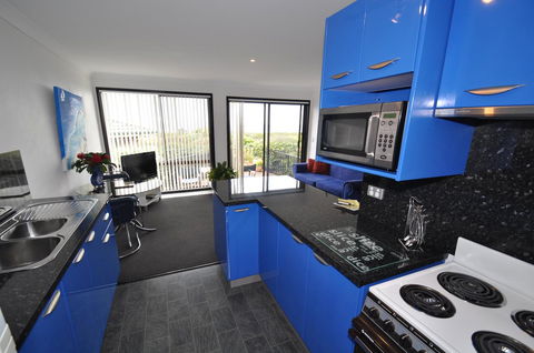 Beachfront Apartments - Stayed 6
