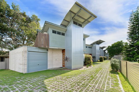 Crescent Head Spa Villa - Stays Accommodation 0