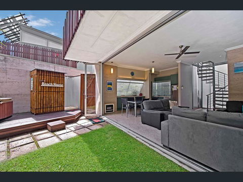 Crescent Head Spa Villa - Stays Accommodation 10