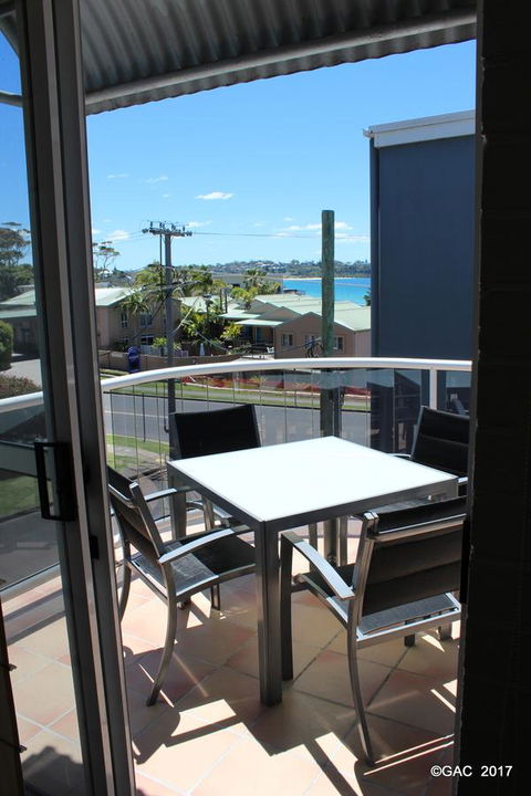 Mollymook Cove Apartments - Stayed 18