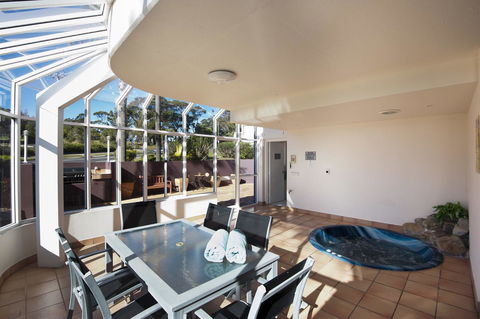 Mollymook Cove Apartments - Stayed 35