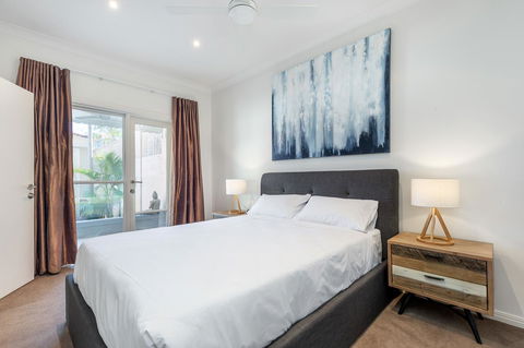 Kensington Self-Contained Modern House (89BROM) - Stayed 4