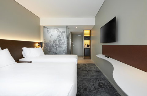 Holiday Inn Express Sydney Airport, An IHG Hotel - Stayed 7